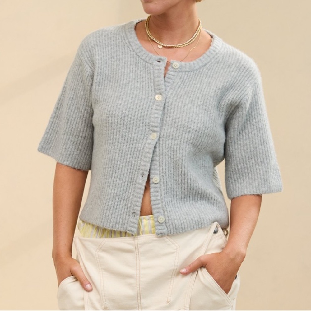 Aerie Unreal Short Sleeve Light Gray Ribbed Cardigan
